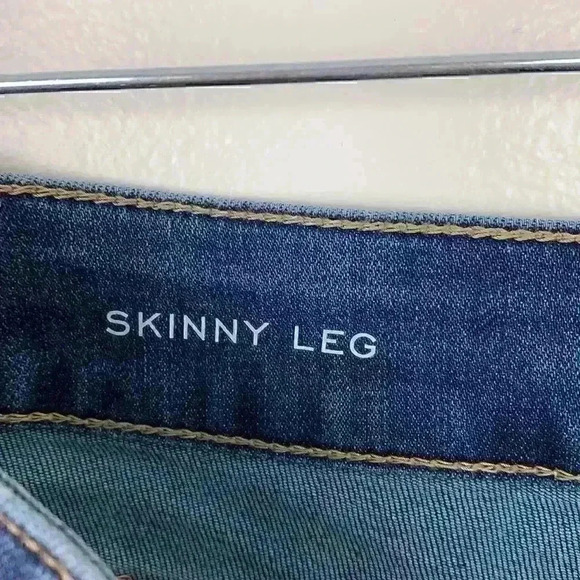 🆕NWT St John’s Bay Secret Slender Skinny Jeans 8P - Picture 7 of 11